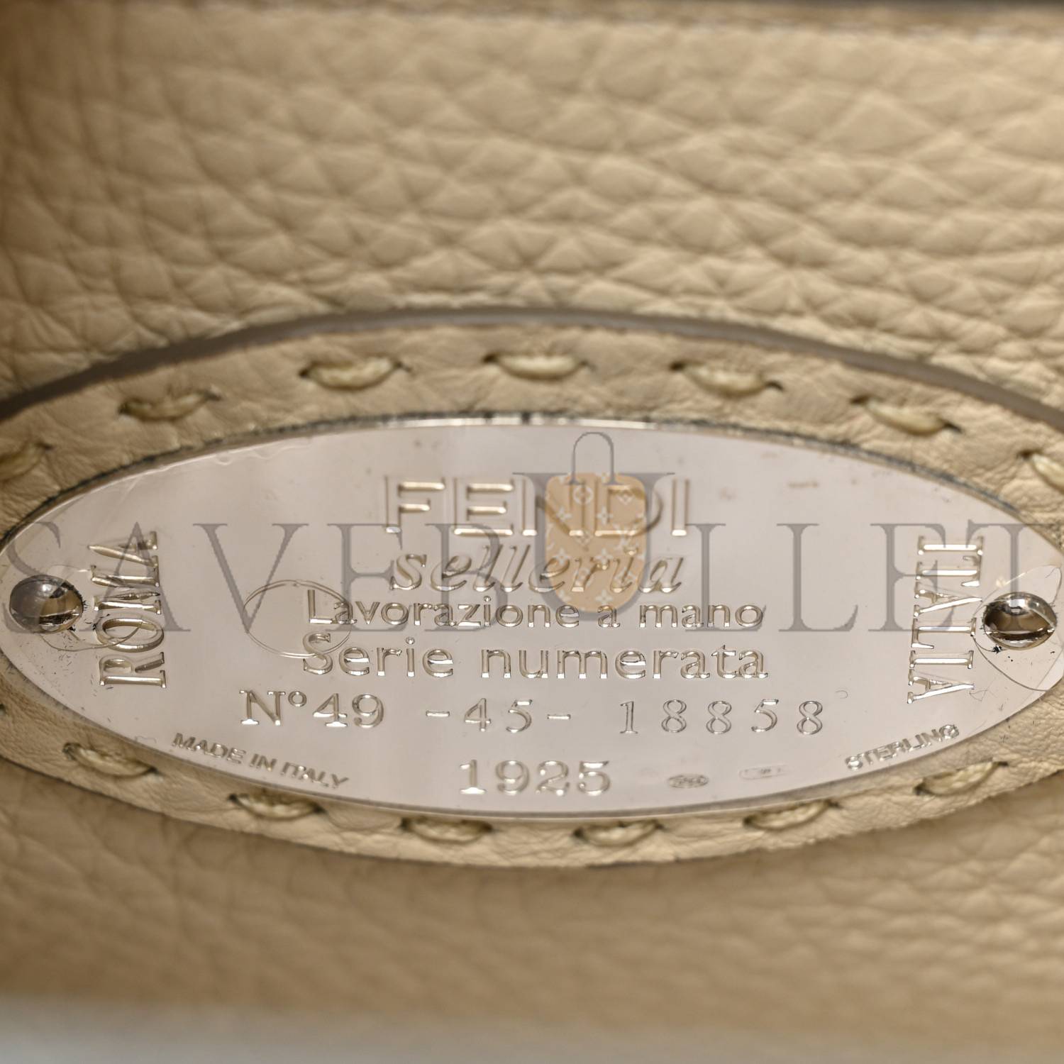FENDI CUOIO ROMANO SELLERIA BI-COLOR MEDIUM PEEKABOO ICONIC SATCHEL ASFALTO LATTE (34*25*10cm) FENDI CUOIO ROMANO SELLERIA BI-COLOR MEDIUM PEEKABOO ICONIC SATCHEL ASFALTO LATTE (34*25*10cm)